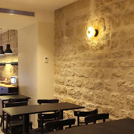 ベスト ウェスタン オペラ ドルーオ
