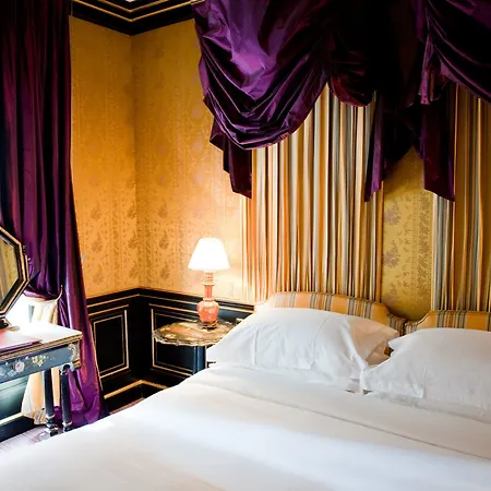 Hotel L'hotel 5*