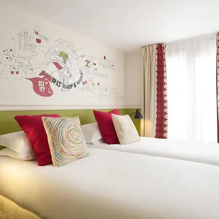 Hotel Des 3 Poussins Paris