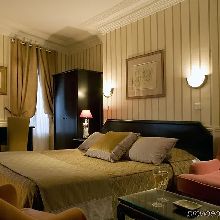 Avama Prony 3* Paris