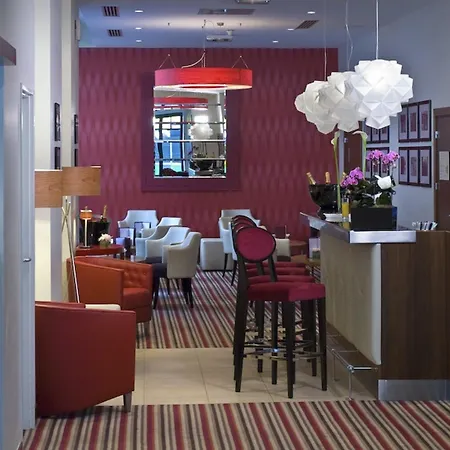Nh Gare De L'est Hotel Paris