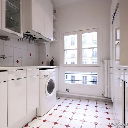Apts Bridgestreet Champs Elysees 4*
