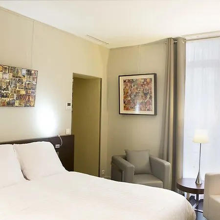 33 Marbeuf Aparthotel