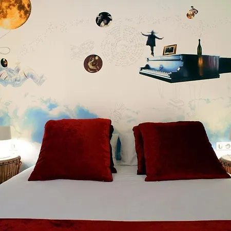 Du Triangle D'or Hotell