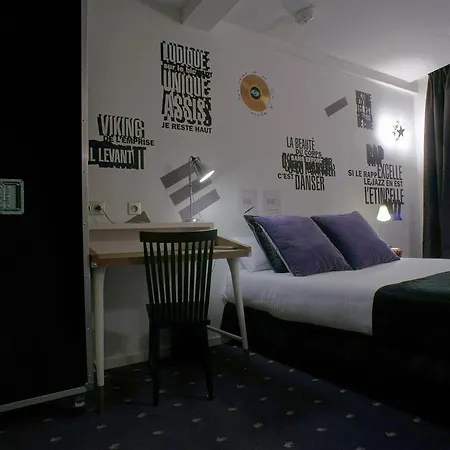 Du Triangle D'or 3* Paris