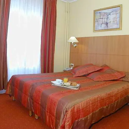 Hotel Riviera 3*