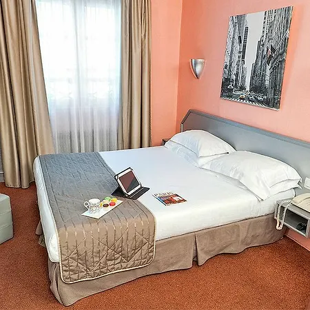 Jean Gabriel Montmartre Hotel París