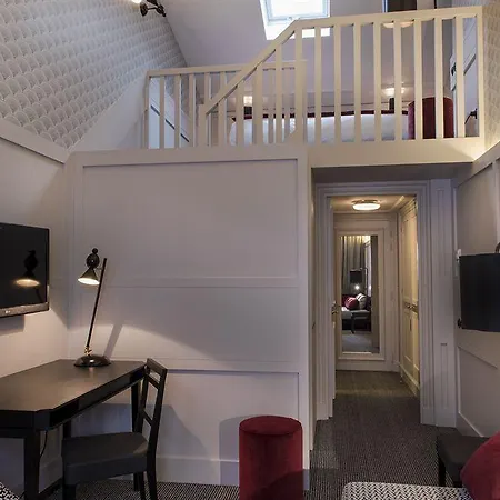 D'aubusson 5*