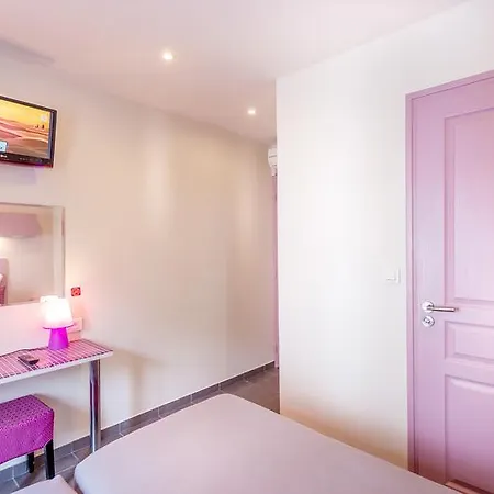 La Petite Rosa 3*