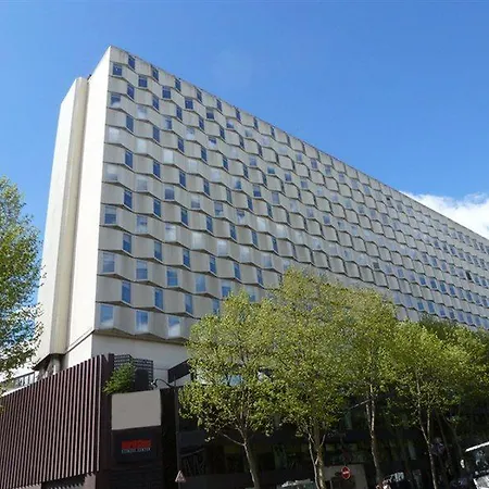 Marriott Rive Gauche & Conference Center Hotel