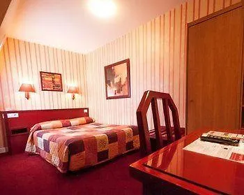 Maison Du Pre Hotell 2*
