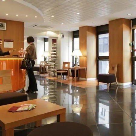 Mercure Gare De L'est Hotel 4*