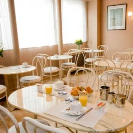 Ibis Styles Gare De Lyon Bastille 3* Paris