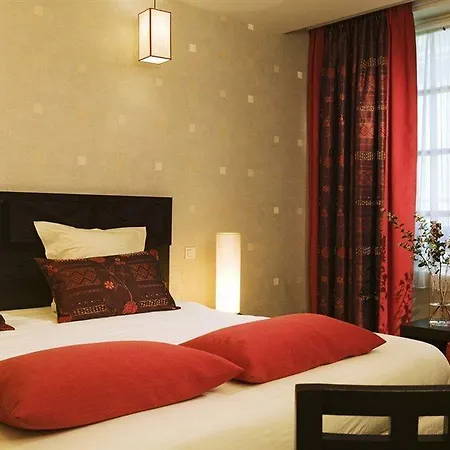 Helios Opera Hotel 4*