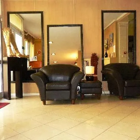 Hotel Riviera 3*