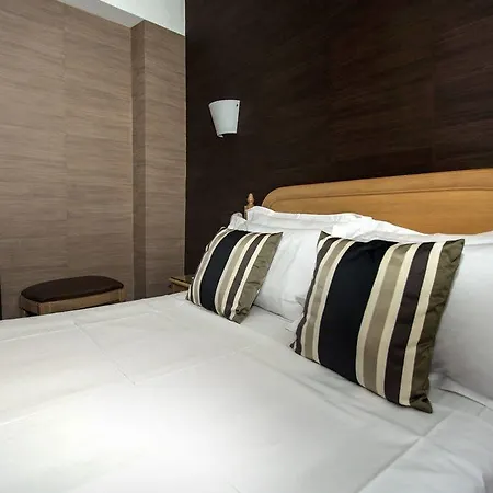Hotel 1er 3*
