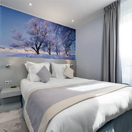Hotel Jardins De Montmartre Parigi