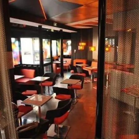Aparthotel Eiffel Parigi