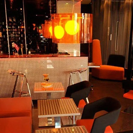 Aparthotel Eiffel 4*