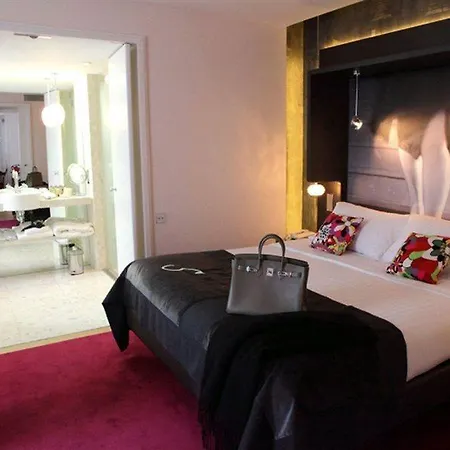 Hotel De Sers Champs Elysees Paryż