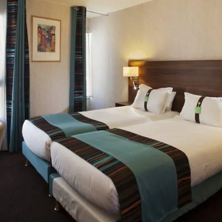 Hotel Montmartre By Ihg Paris