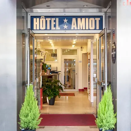 ホテル Amiot 2*