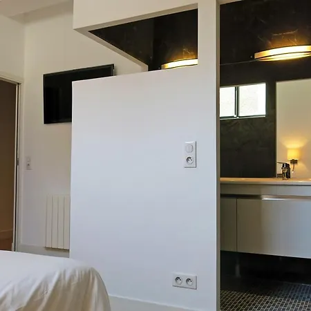 Apartment Loft Vinaigriers Republique *