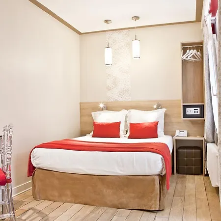 Eiffel Segur Hotell 3*
