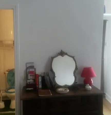 D'hote Des Artistes Bed & Breakfast Paris