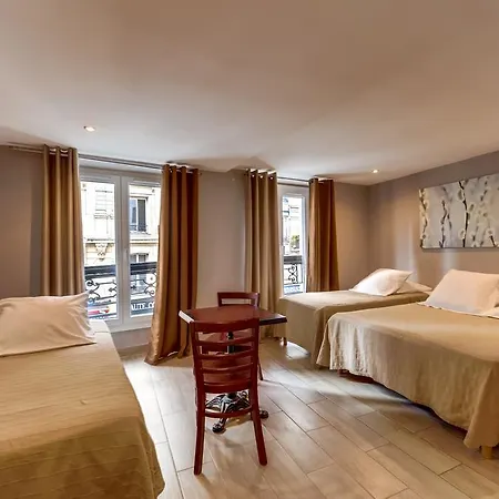 Montmartre Clignancourt Hotel Paryż