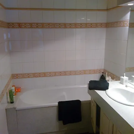 Lovely Studio Apartment *