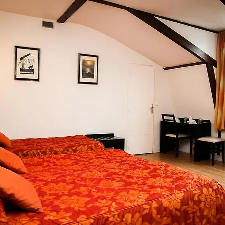 Amiot Hotel 2*