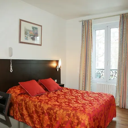 Amiot Hotel