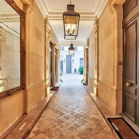 Nest In Saint Germain Apartment *