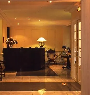 Hotel Des 3 Poussins 3*