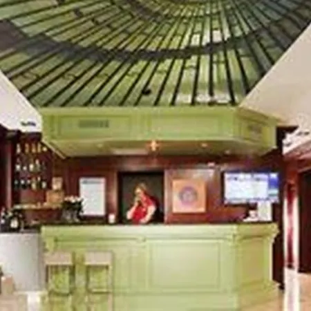 Ibis Styles 15 Lecourbe Hotel
