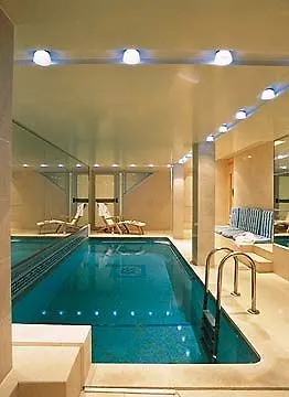 מלון Westside Arc De Triomphe 4*