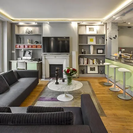 Faubourg Chic *