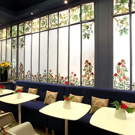 Golden Tulip Washington Opera Ξενοδοχείο 4*
