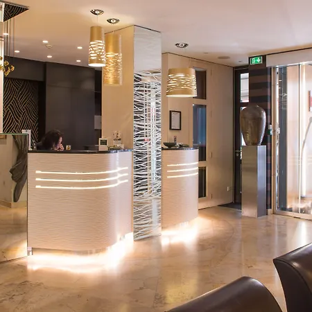 Cambon Hotel
