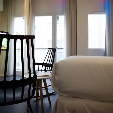 Hotel 1k Paris