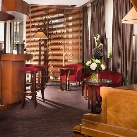 Hotel Pavillon Monceau 3*