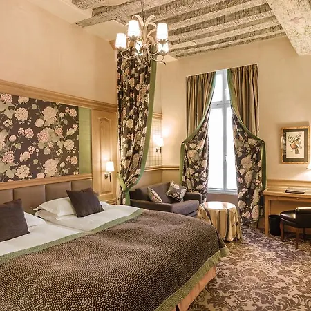 Hotel La Perle Saint Germain Des Pres 3*