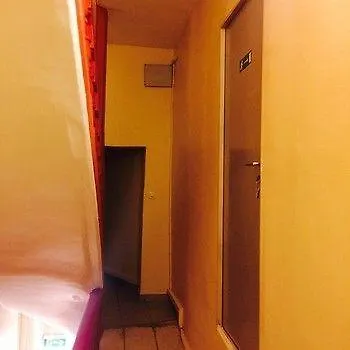 Auberge de jeunesse Du Globe *