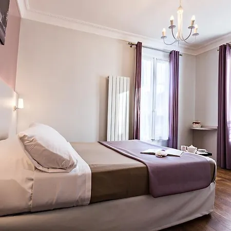Hotel Modern 2*