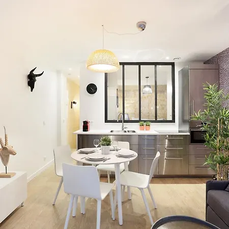 Apartment Rent A - Chenier B *