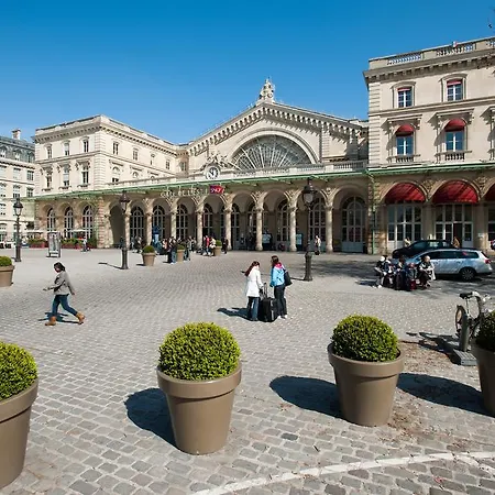 Montana La Fayette - Gare Du Nord Hotel