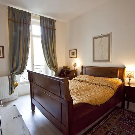 Halldis - Champs-elysees Apartment *