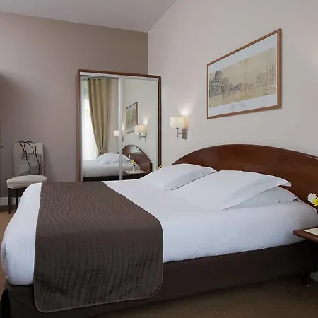 Hotel Excelsior Opera 3*