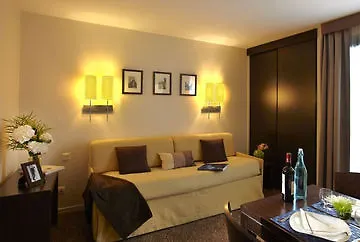 Appart hôtel Citadines République 3*
